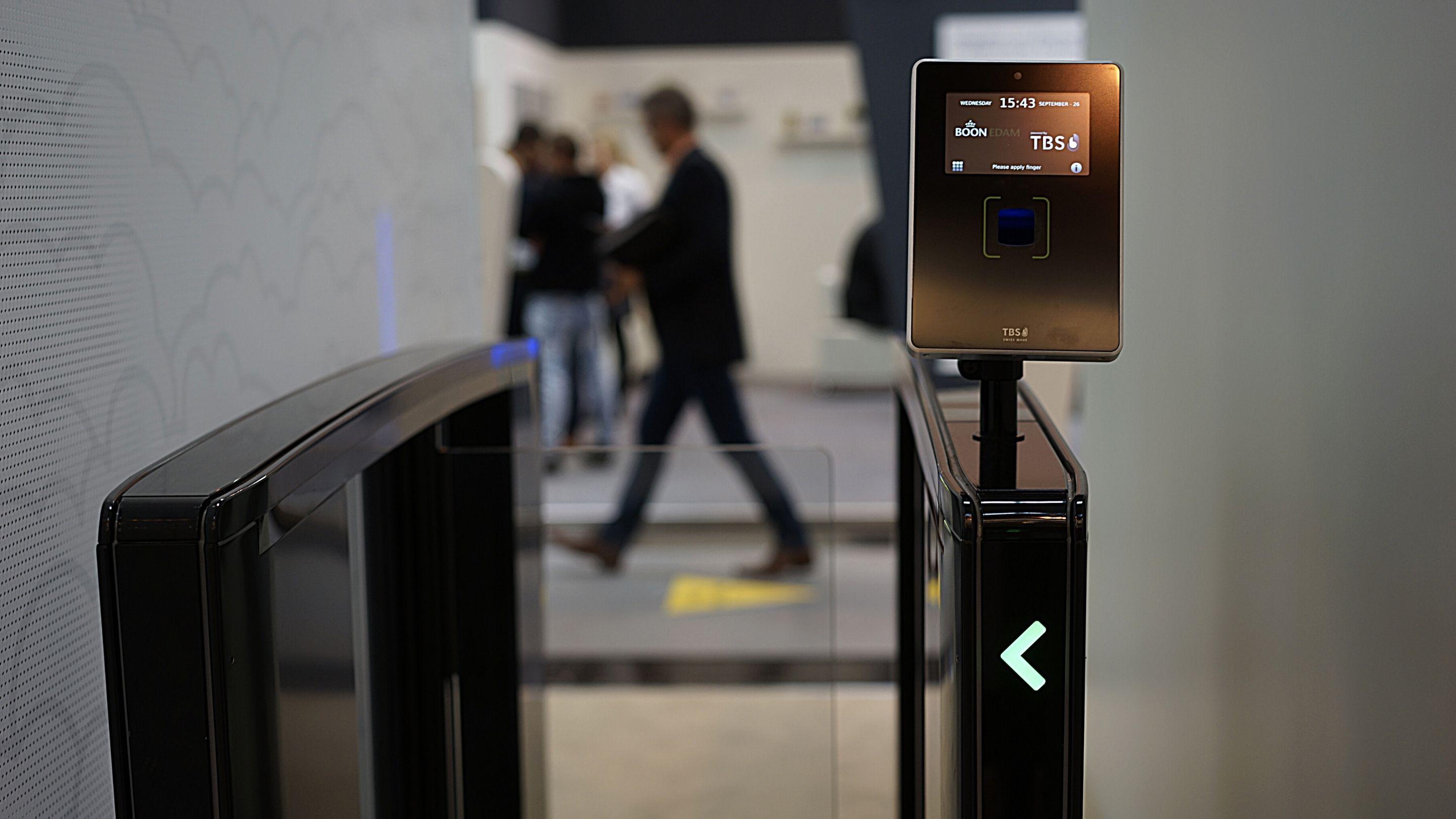 Universal Access Control Stand Top Mount Boon Edam